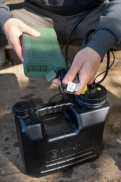 RidgeMonkey Outdoor Power Shower (Full Kit) (RM507) 10 RidgeMonkey Outdoor Power Shower (Full Kit) (RM507) -Outdoor Camping k2b580bc4c563bc55cf211e74fe44601c