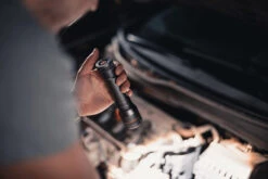 NEBO Newton 1000 Lumen Torch -Outdoor Camping k4220a7b6ca03eb072005ceb99261730a