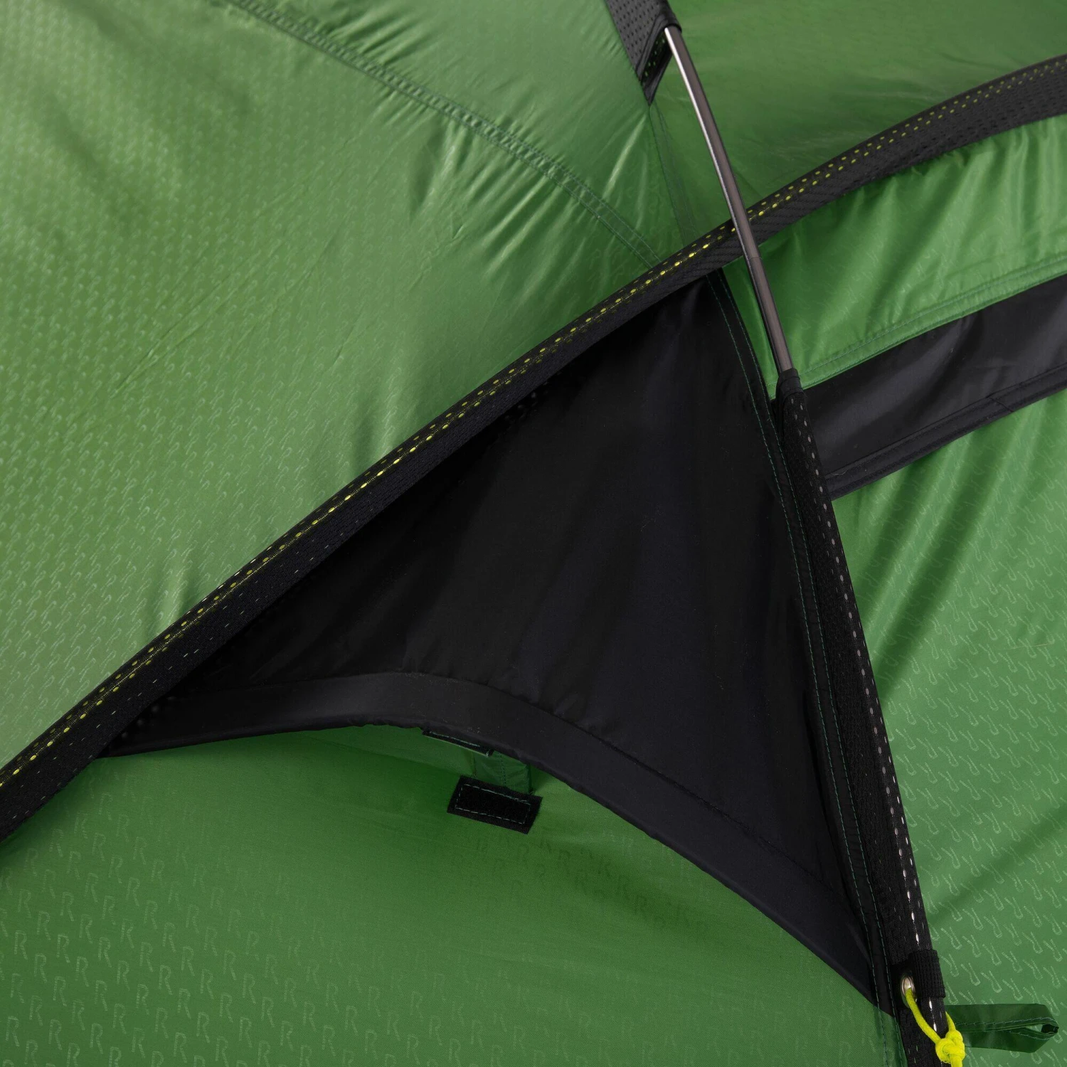 Regatta Adults 3 Man Montegra Geo Tent (Alpine Green) 5 Regatta Adults 3 Man Montegra Geo Tent (Alpine Green) - Image 3